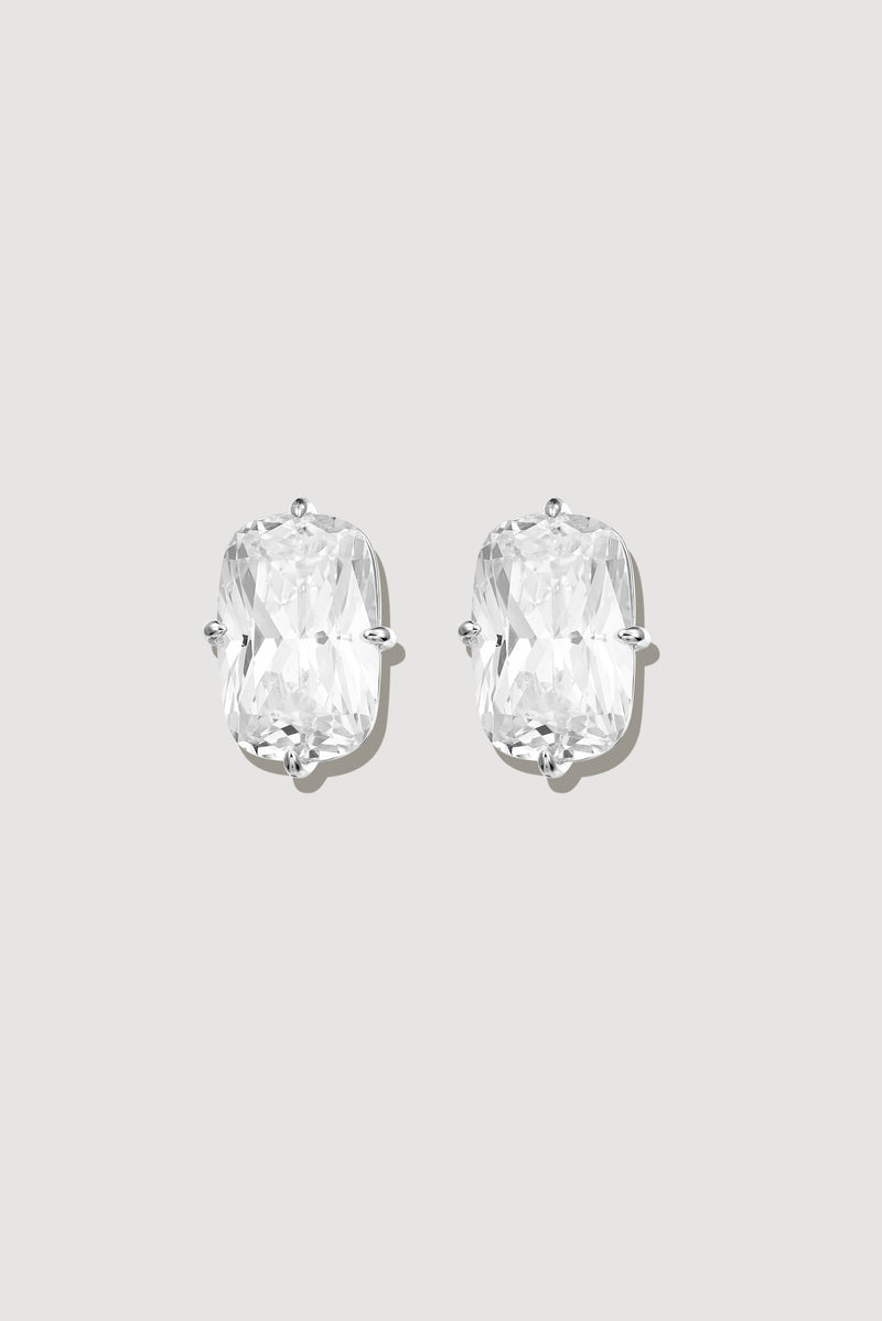The Cushion Stud