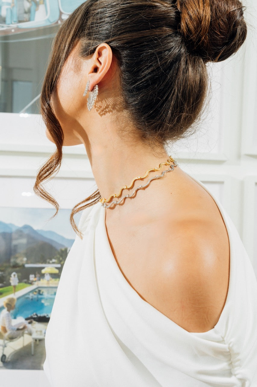The Golden Waves Necklace