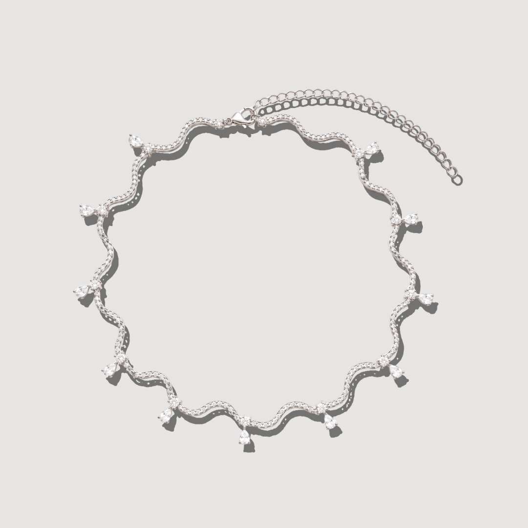 The Silver Teardrop Necklace