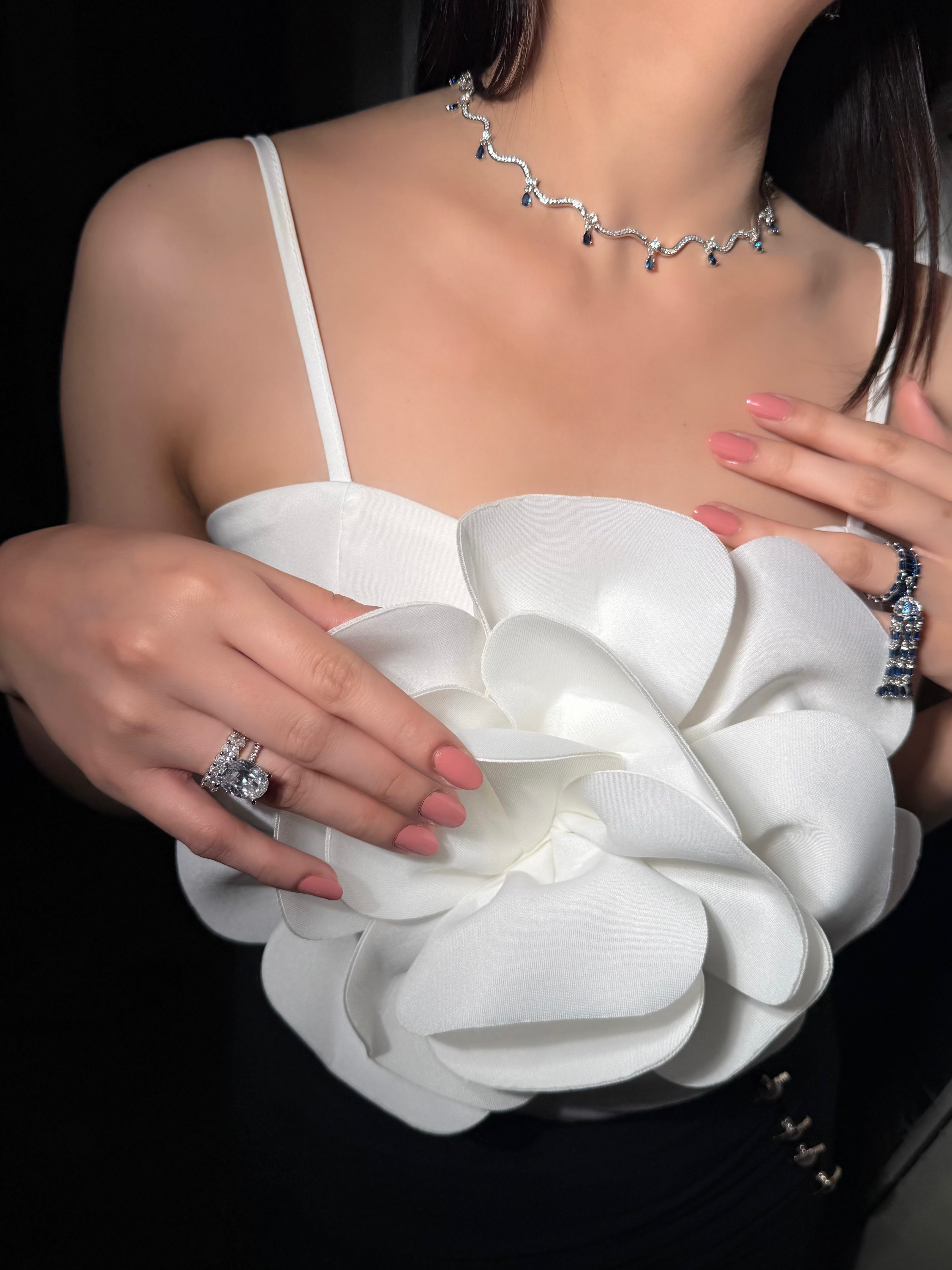 The Royal Teardrop Necklace